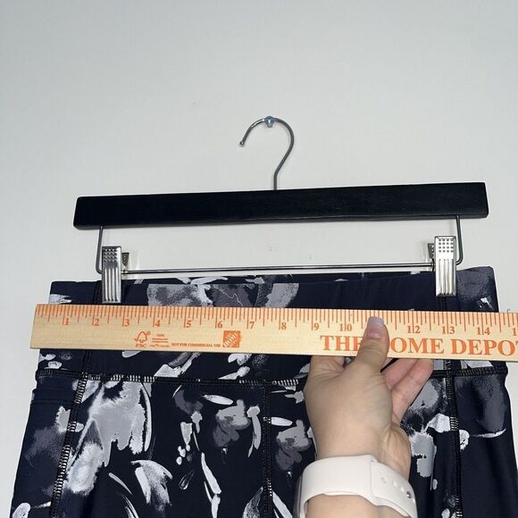 Lole women's Capri leggings medium side zipper pocket abstract Black Gray White - Picture 5 of 9